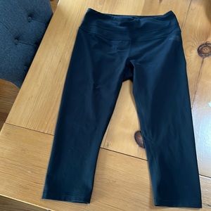 North Face capri leggings - Medium, black
